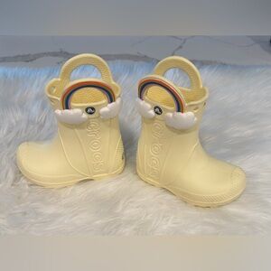 EUC CROCS Toddler/Kids Rain Boots with Rainbow Cloud Accents C8 Size